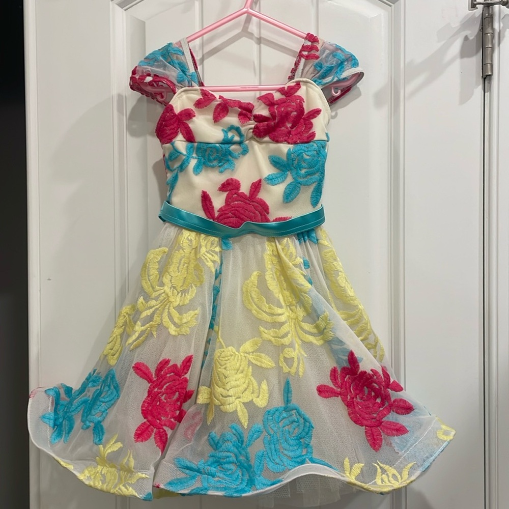 🌺🌺Adorable Weissman dance costume size CS